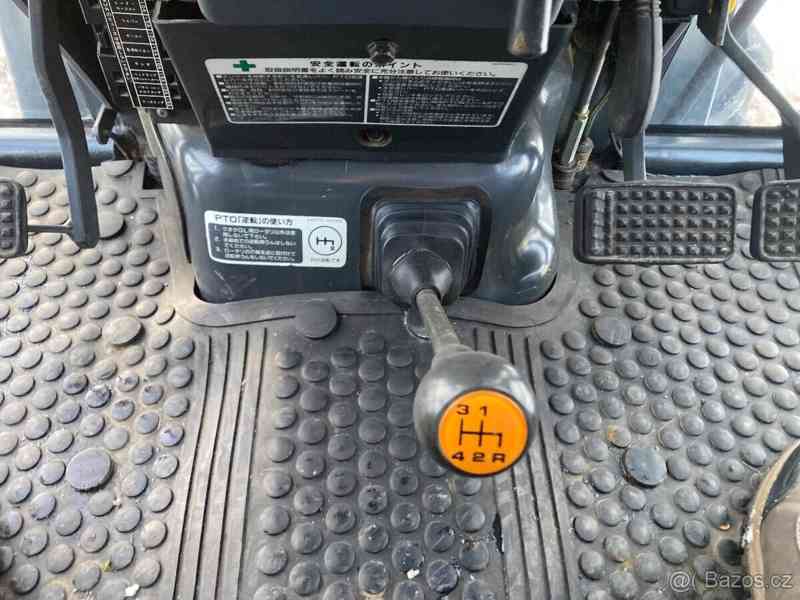 Malotraktor Kubota GL 27 s kabinou a nakladačem  - foto 8