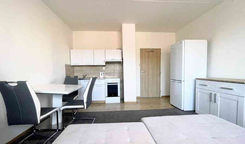  Pronájem bytu 2+kk 43 m², Cvikov II - foto 4