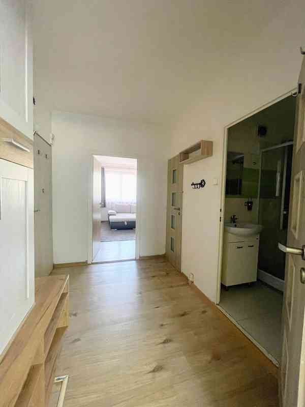  Pronájem bytu 2+kk 43 m², Cvikov II - foto 6