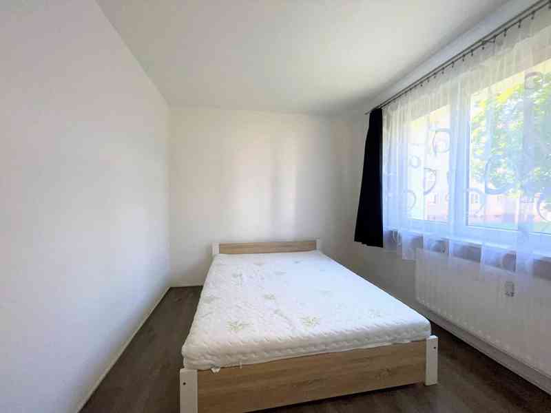  Pronájem bytu 2+kk 43 m², Cvikov II - foto 9