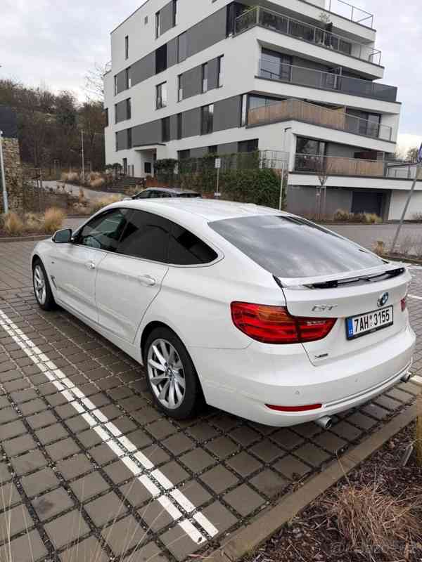 BMW Řada 3 2,0   320d GT xDrive 135 kW - foto 5