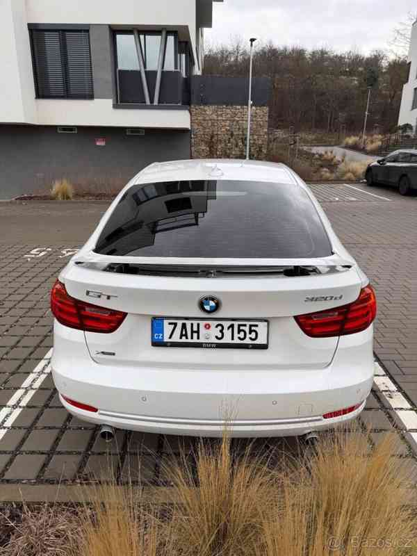 BMW Řada 3 2,0   320d GT xDrive 135 kW - foto 8