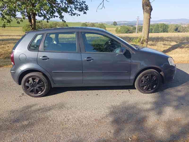VW Polo 1.4 55Kw RV.2005 - NOVÁ STK - foto 3