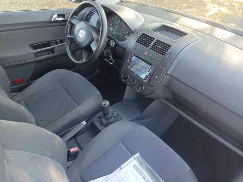 VW Polo 1.4 55Kw RV.2005 - NOVÁ STK - foto 17