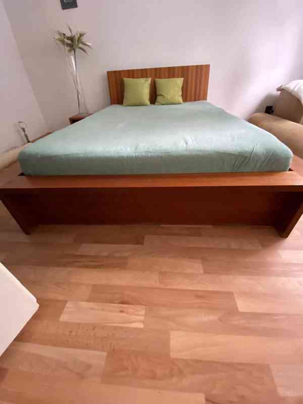 Futonová postel v desénu třešeň 140x200 - foto 7