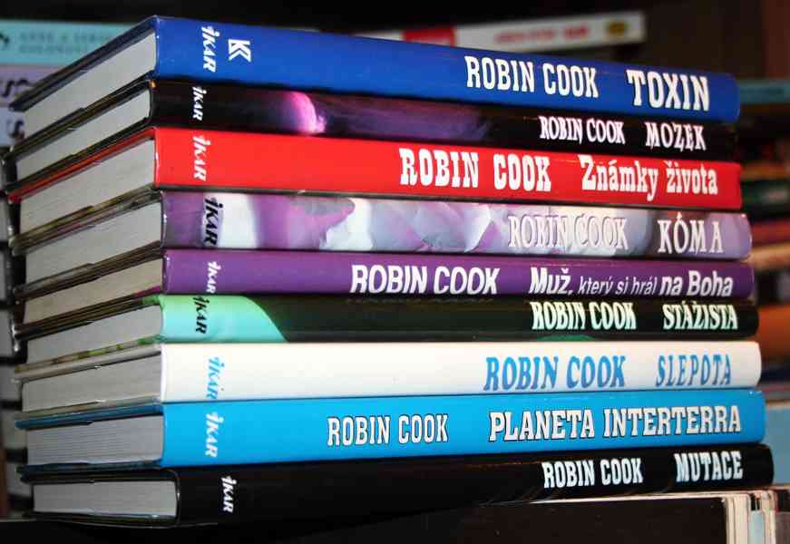 9x Robin COOK - levně !!!