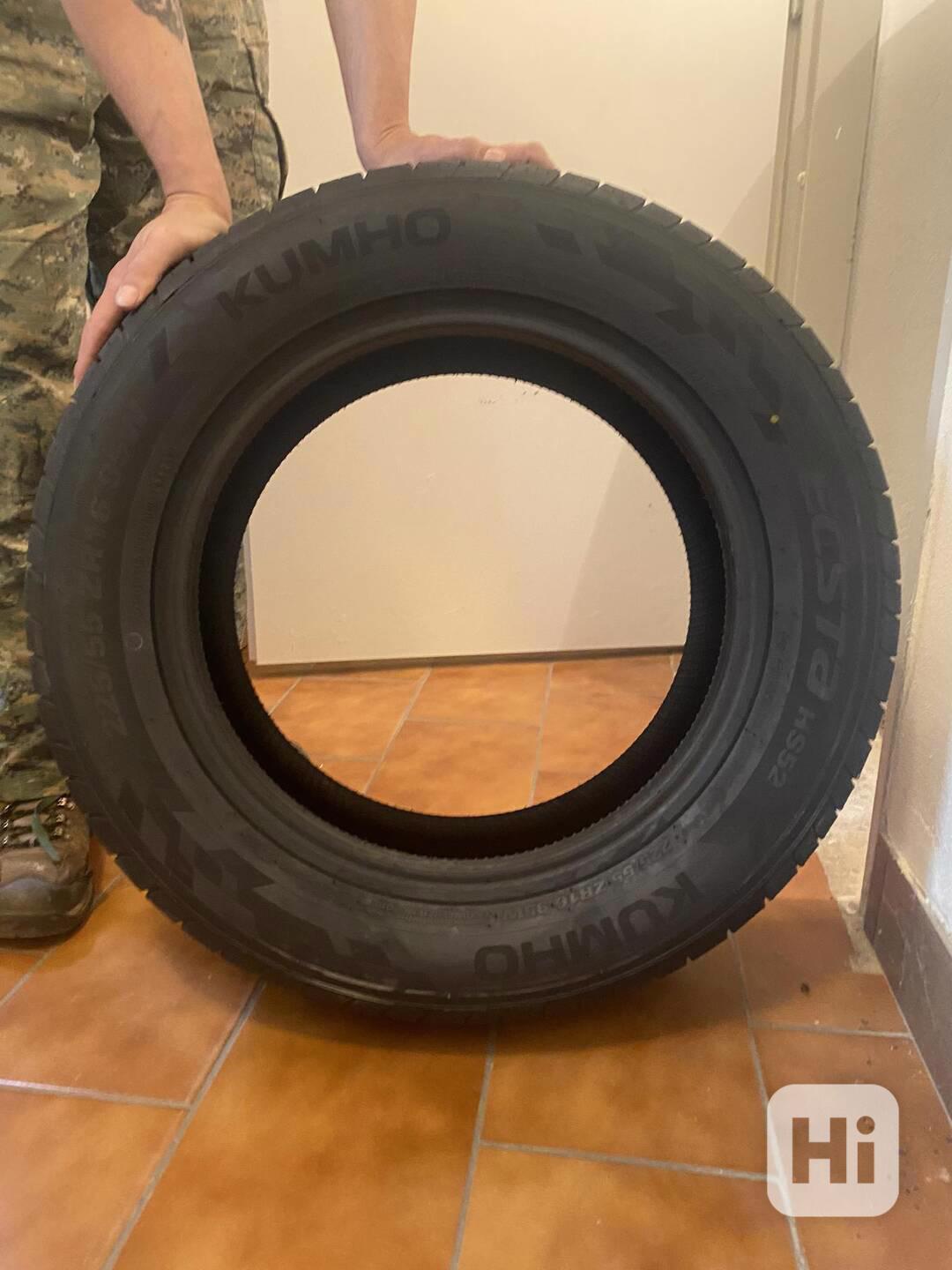 Kumho 225/55 R16 95W - foto 1