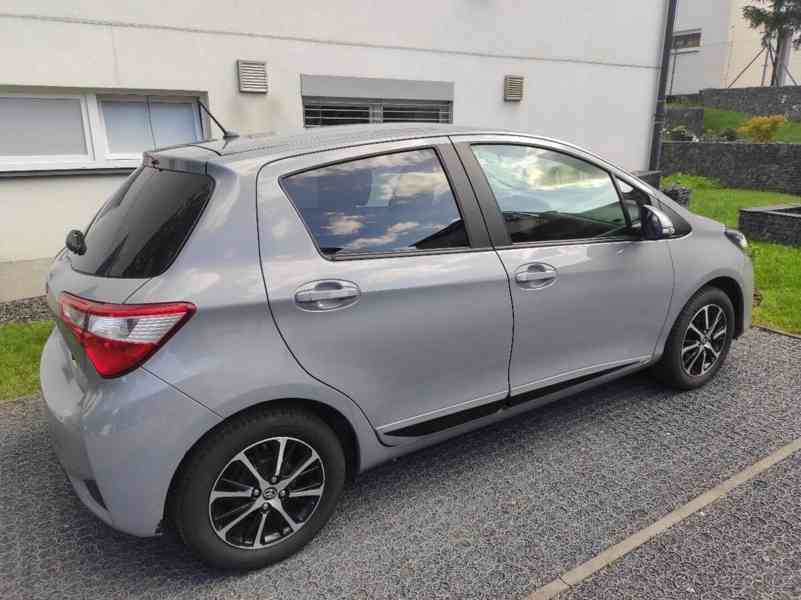 Toyota Yaris 1,5 82kW - 2016 - 56 000 najeto - foto 8