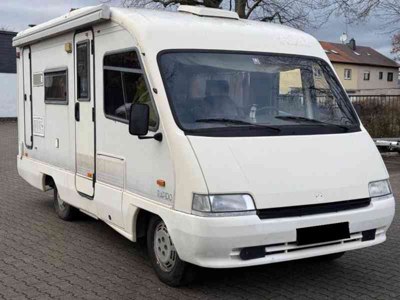 Naléhavé darování obytného vozu