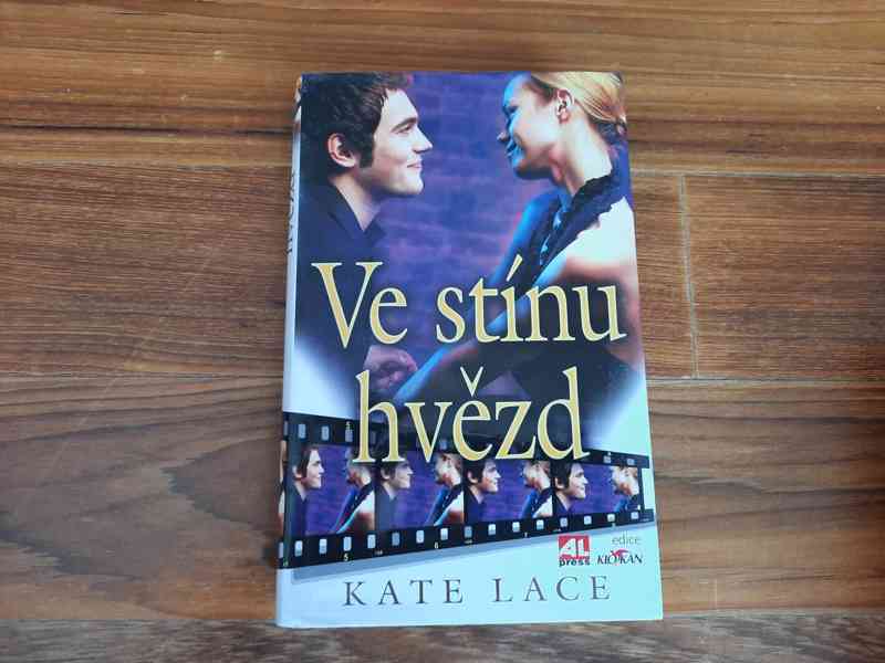 Kate Lace : ve stínu hvězd  - foto 1