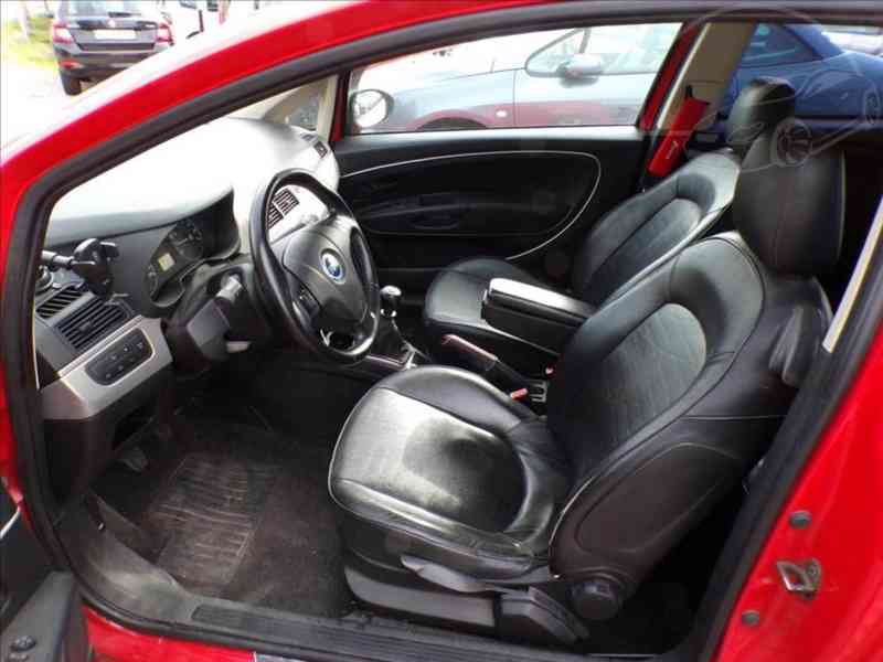 Fiat Punto 1,4 i - foto 7