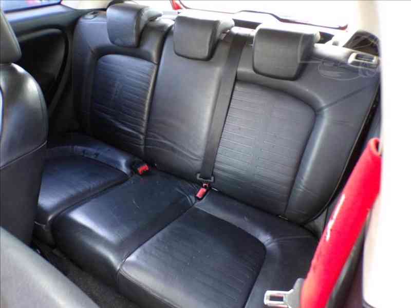 Fiat Punto 1,4 i - foto 8
