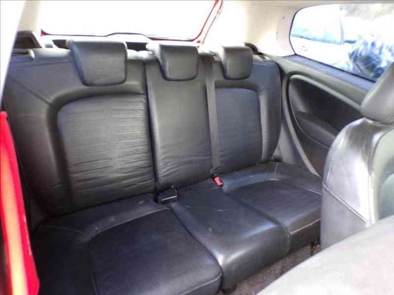 Fiat Punto 1,4 i - foto 10