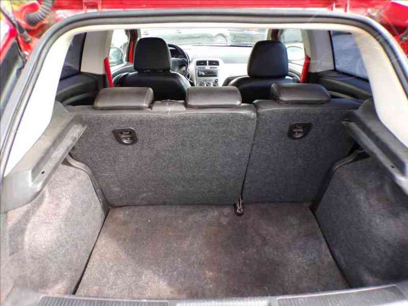 Fiat Punto 1,4 i - foto 9