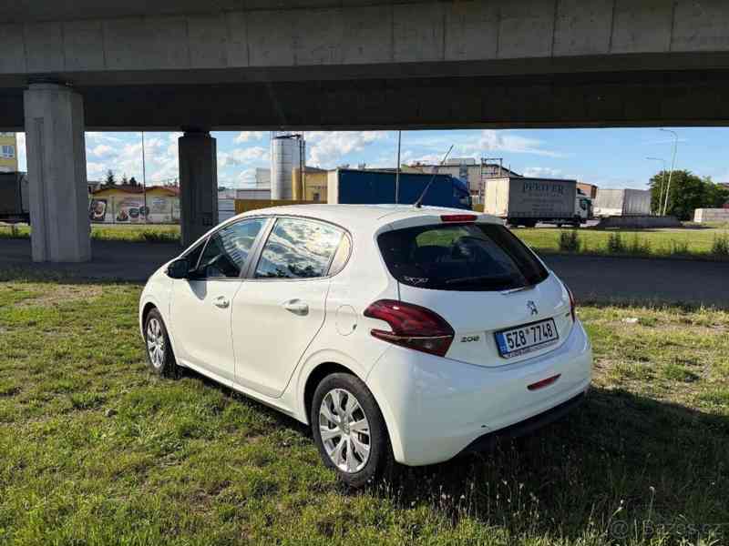 Peugeot 208 1,2   60KW, 2017 - foto 8