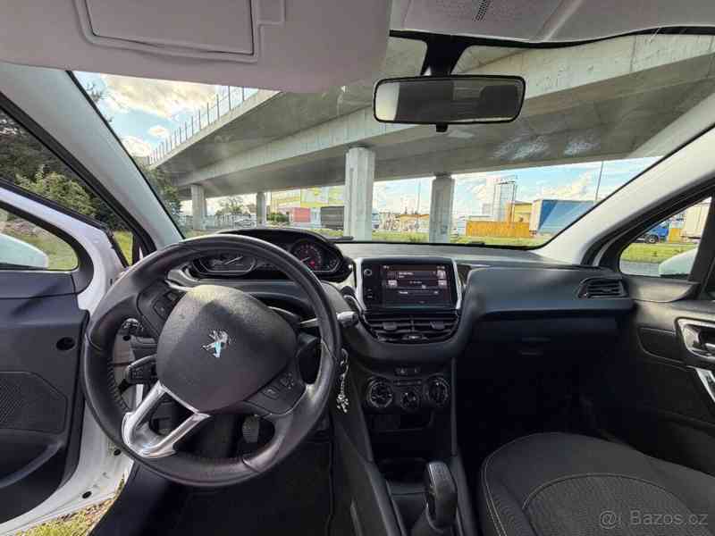 Peugeot 208 1,2   60KW, 2017 - foto 13