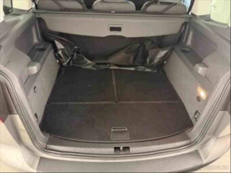 Volkswagen Touran 2,0 TDI 103kW, po komplet.S. - foto 5