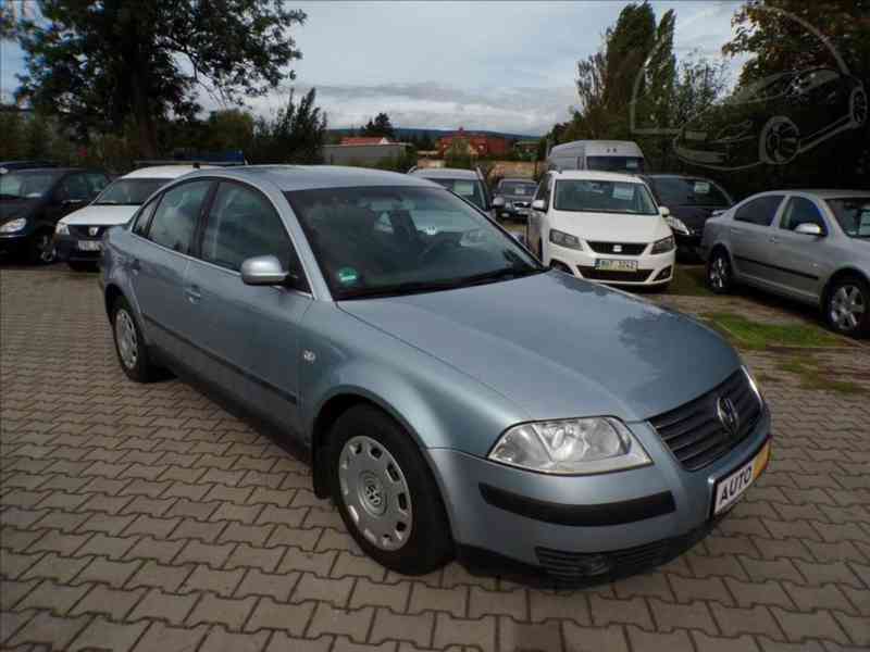 Volkswagen Passat 2,0 i TAŽNÉ ZAŘÍZENÍ - foto 1