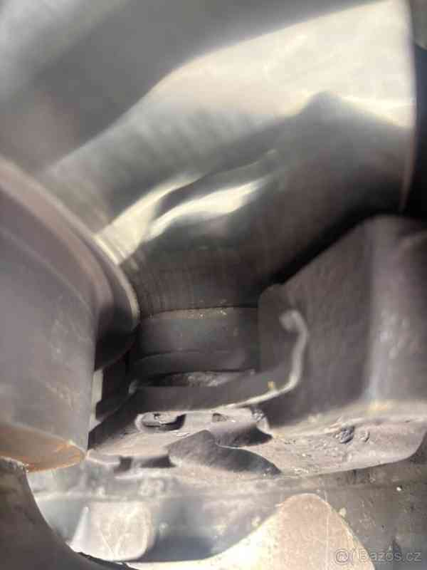 BMW X3 3,0   V6 D - foto 4