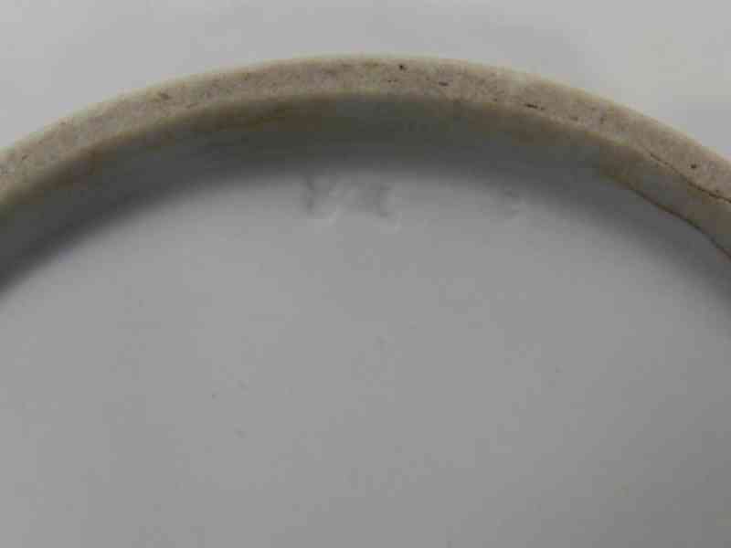 Velmi starý porcelánový Talíř Vídeň  - foto 7