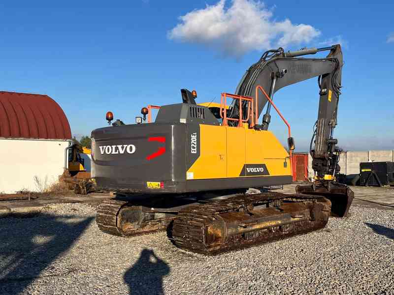 Pásové rypadlo Volvo EC220EL (Možnost leasingu) - foto 4