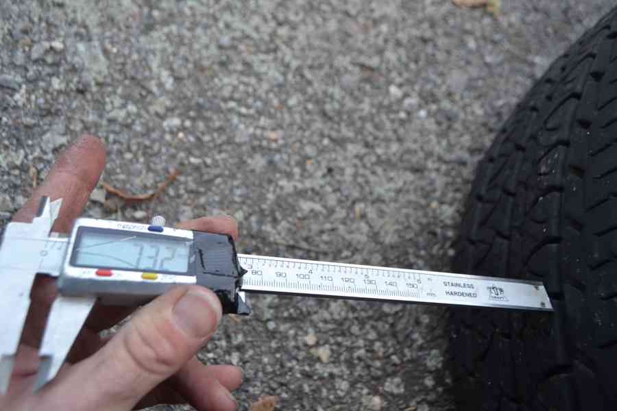 VW T5,T6 (6.1) - Sada pěkných letních kol 205/65R16C zánovní - foto 16