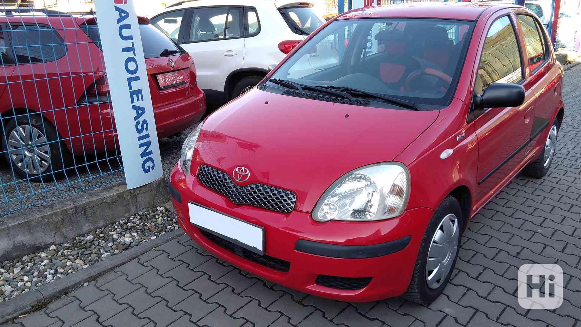 TOYOTA Yaris 1,0i VVTi Comfort  ČR - foto 1