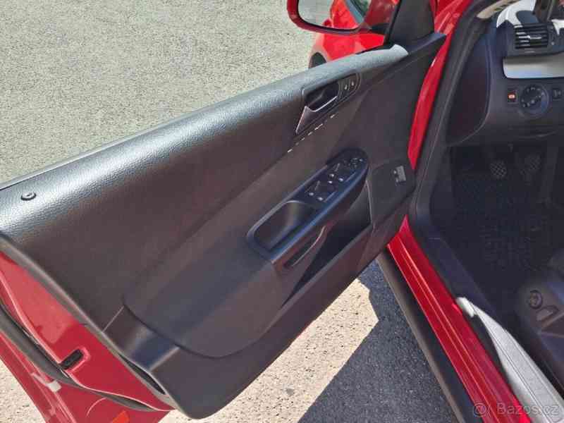 Volkswagen Passat 2,0   B6 - foto 3