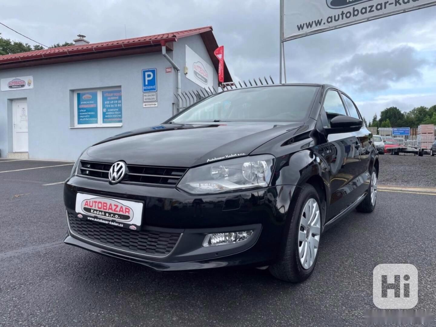 Volkswagen Polo, 1,2 51kW, SERVISKA - foto 1