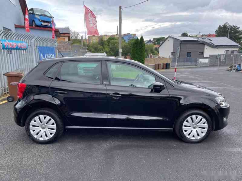 Volkswagen Polo, 1,2 51kW, SERVISKA - foto 7