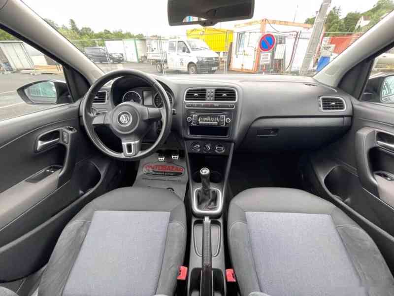 Volkswagen Polo, 1,2 51kW, SERVISKA - foto 12