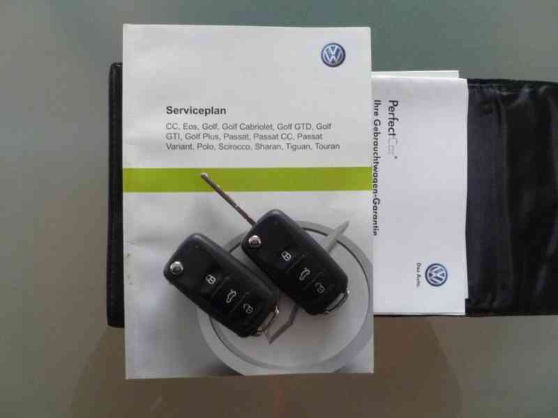 Volkswagen Polo, 1,2 51kW, SERVISKA - foto 20