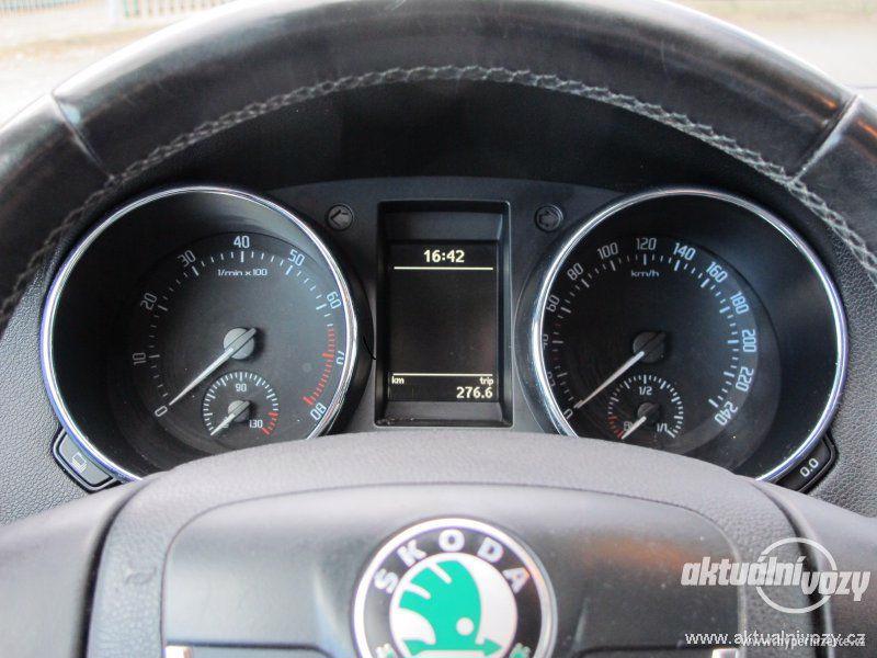 Škoda Yeti 1.8, benzín, rok 2009 - foto 4