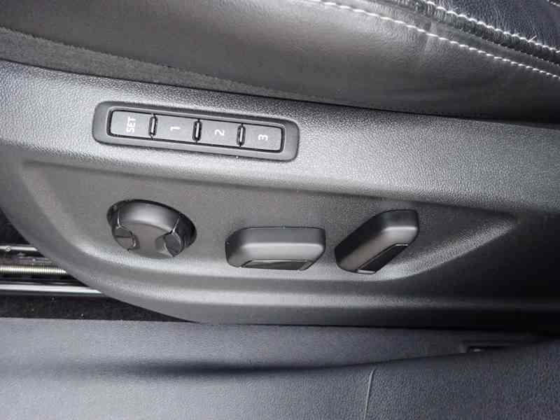 Škoda Kodiaq 2.0TSI r.v.2018 (132 KW) 1.MAJITEL 4x4  - foto 19