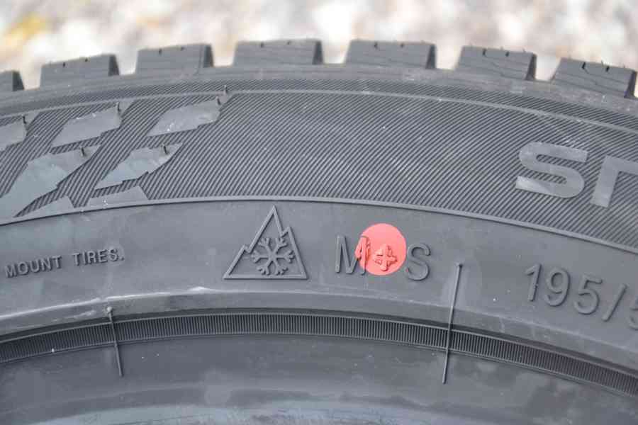 Nové zimní pneu  195/55 R16 Nokian Snowproof 1 - foto 14