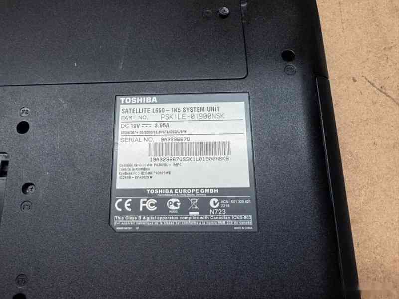 Predám pokazený notebook na náhradné diely zn.TOSHIBA L650 - foto 11