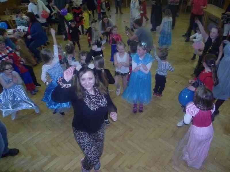 ŽIVÁ HUDBA NA OSLAVY, SVATBY, PLESY + DJ - ZLÍNSKÝ KRAJ - foto 17