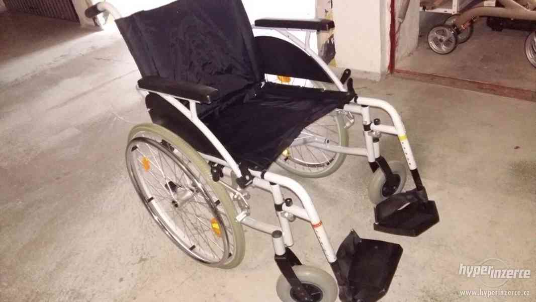 skládací invalidní vozík kod151 - foto 1