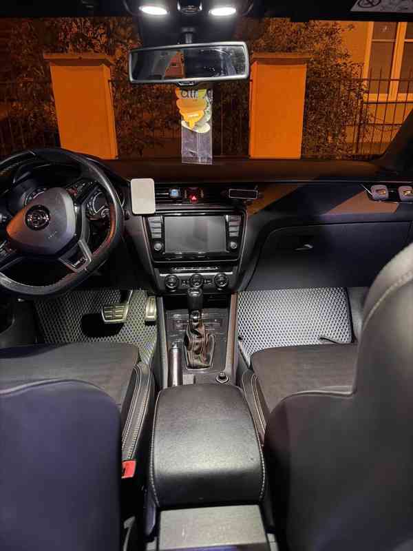 Prodám Vyměnim Škoda Octavia3 RS 2.0TDI 135KW DSG 6Q - foto 7