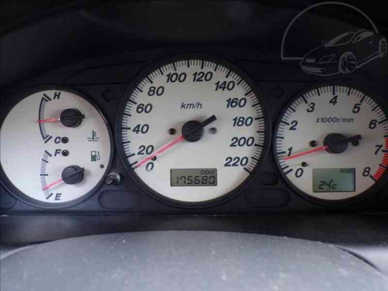 Mazda Premacy 1,8i ACTIVE, KLIMA,TAŽ.ZAŘ. - foto 6