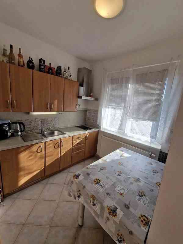 Pronájem bytu 1+kk 40 m² - foto 5