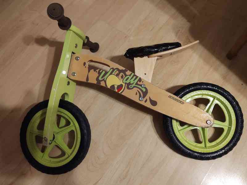 Prodám levně kvalitní odrážedlo pro 2-6 let, nastavitelná vý - foto 2