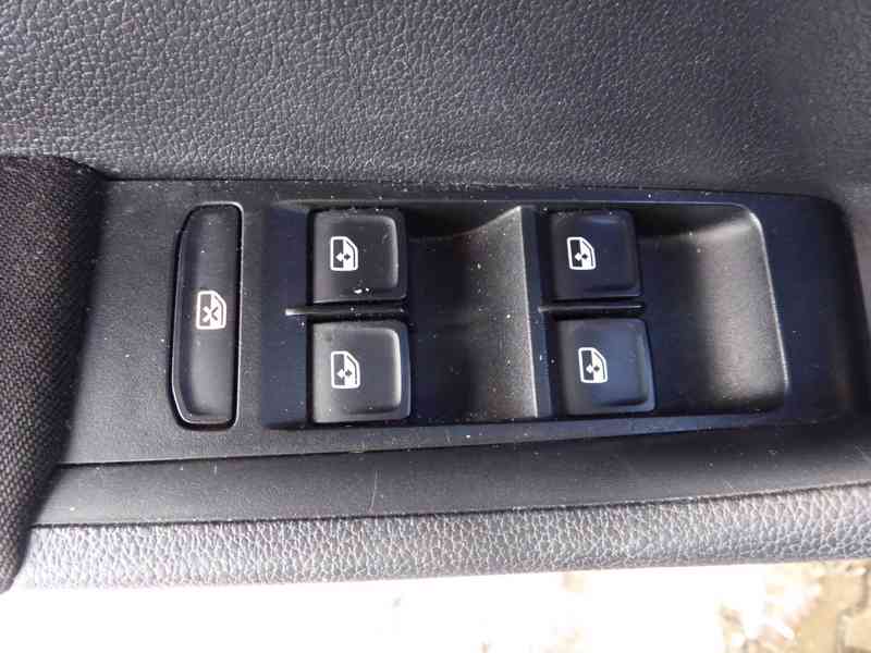 ŠKODA Fabia Combi Style 1,0 TSI 81 kW - foto 15