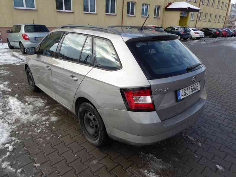 ŠKODA Fabia Combi Style 1,0 TSI 81 kW - foto 3