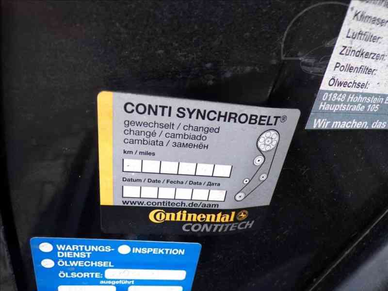 VW Golf 1,6 MPI KLIMATIZACE - foto 13