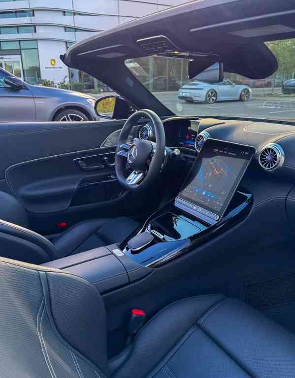 Mercedes-AMG SL Roadster - foto 8
