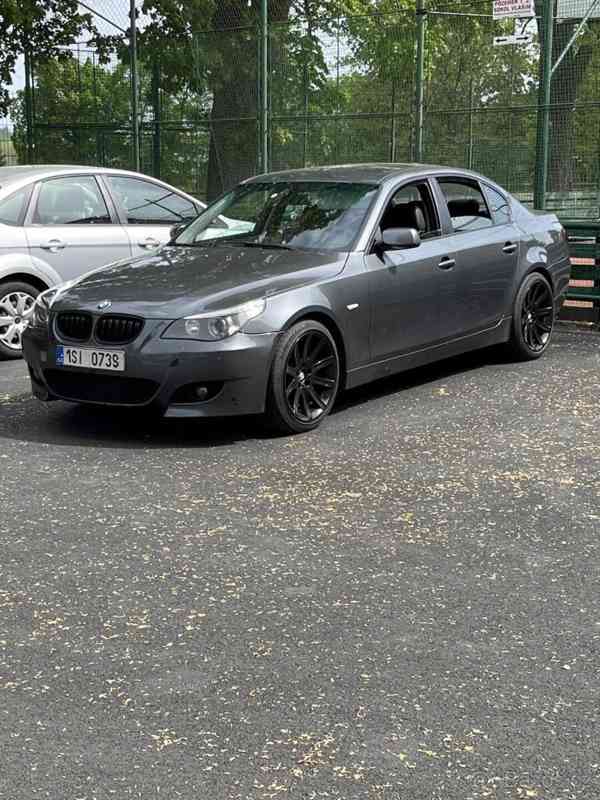 BMW Řada 5 3,0 E60 530d - foto 1