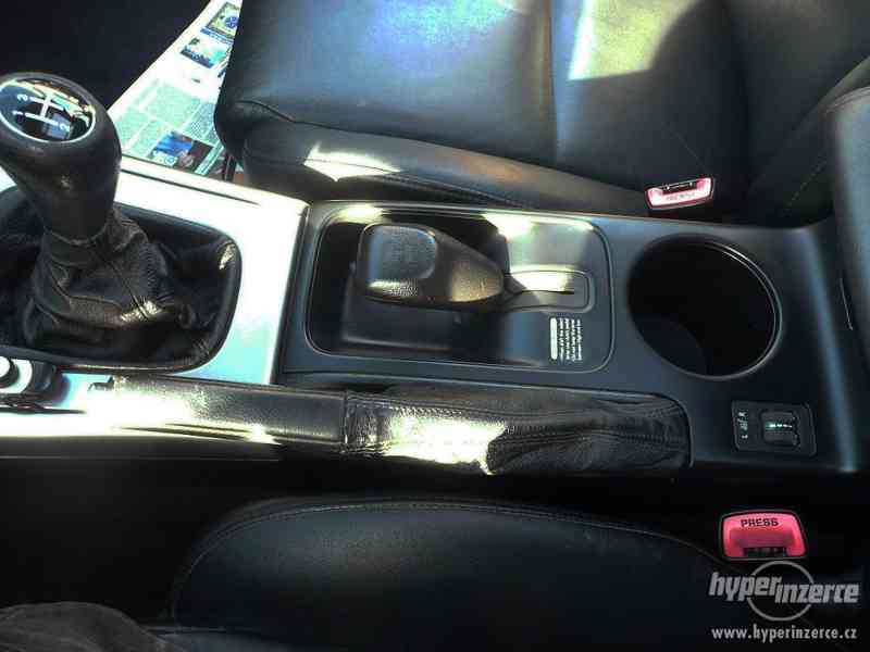 Subar Outback 2,5i - foto 8