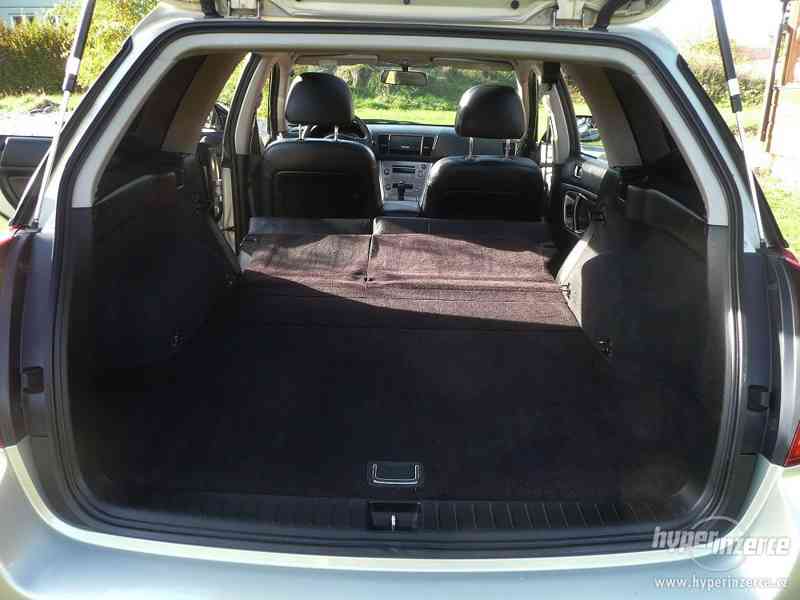 Subar Outback 2,5i - foto 9