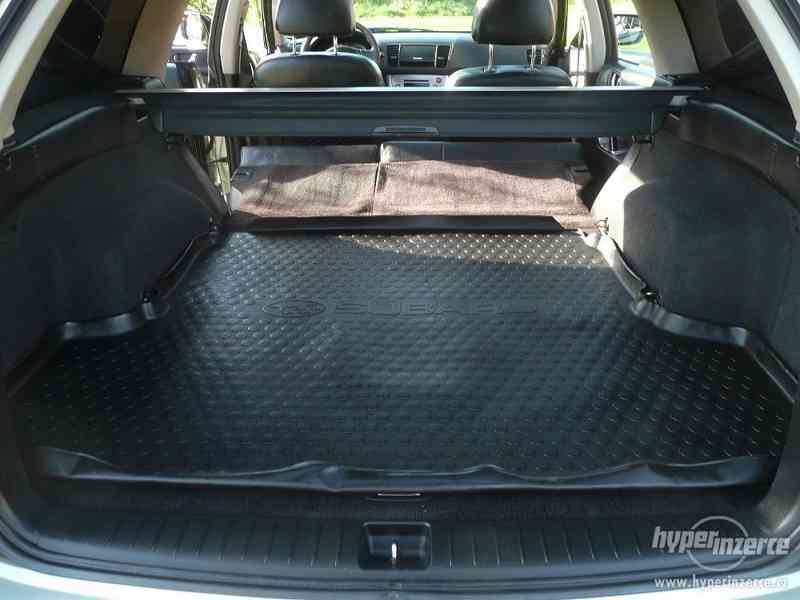 Subar Outback 2,5i - foto 11